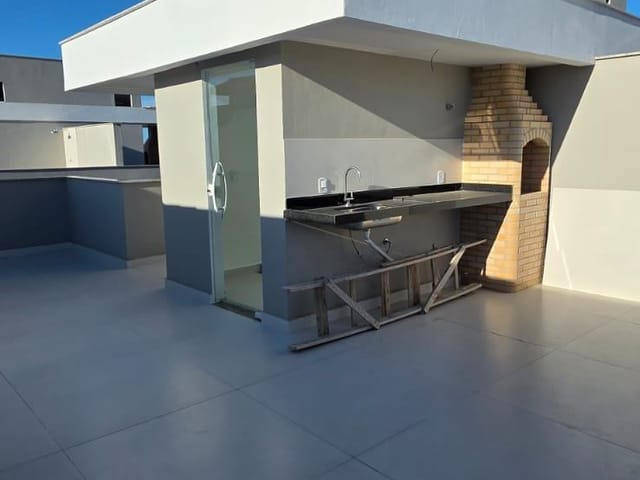 Casa 4 quartos e 3 banheiros, à venda, no bairro Jardim Mariléa em Rio das Ostras