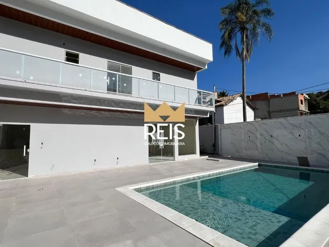 Casa 2 quartos e 1 banheiro, à venda, no bairro Campo Grande em Rio de Janeiro