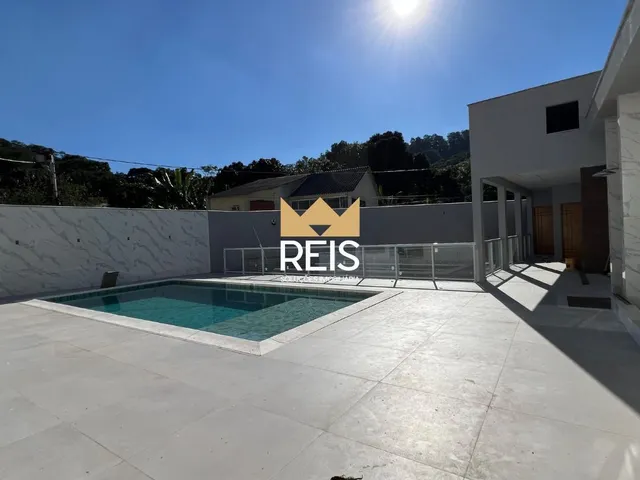 Casa 2 quartos e 1 banheiro, à venda, no bairro Campo Grande em Rio de Janeiro