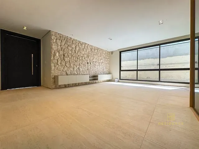 Casa 5 quartos e 3 banheiros, à venda, no bairro Jardim Normdândia em Volta Redonda