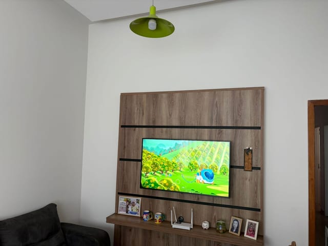 Casa com 125m² 3 quartos e 1 banheiro, à venda, no bairro Jardim Guararapes em Londrina