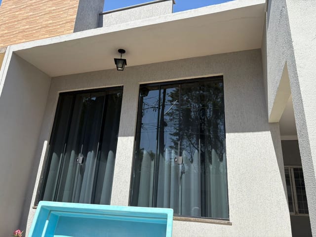 Casa com 125m² 3 quartos e 1 banheiro, à venda, no bairro Jardim Guararapes em Londrina