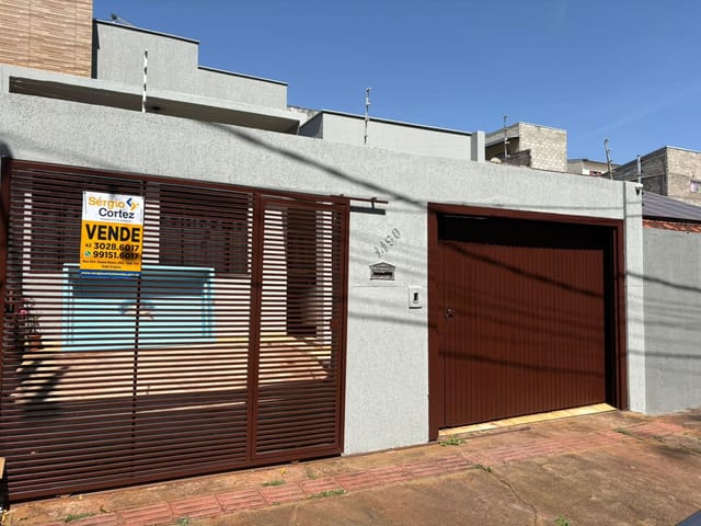 Casa com 125m² 3 quartos e 1 banheiro, à venda, no bairro Jardim Guararapes em Londrina