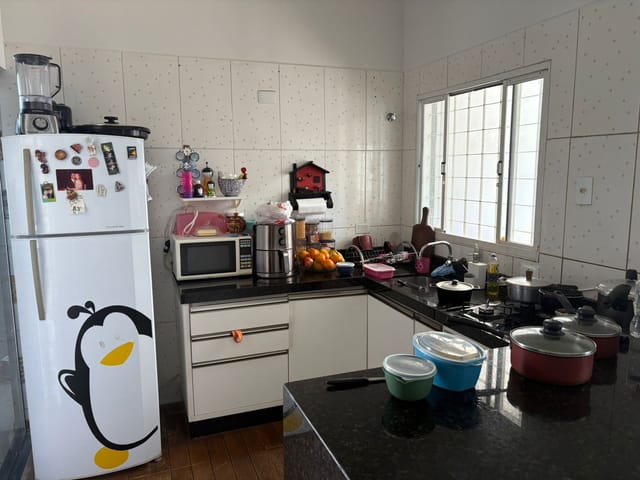 Casa com 125m² 3 quartos e 1 banheiro, à venda, no bairro Jardim Guararapes em Londrina