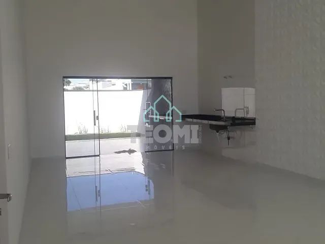 Casa com 250m² 3 quartos e 2 banheiros, à venda, no bairro Itapecerica em Taubaté