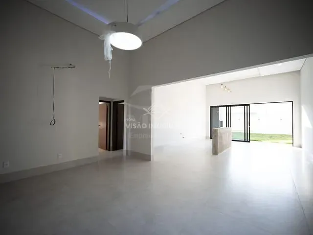 Casa à venda, no bairro Aquarela das Artes em Sinop