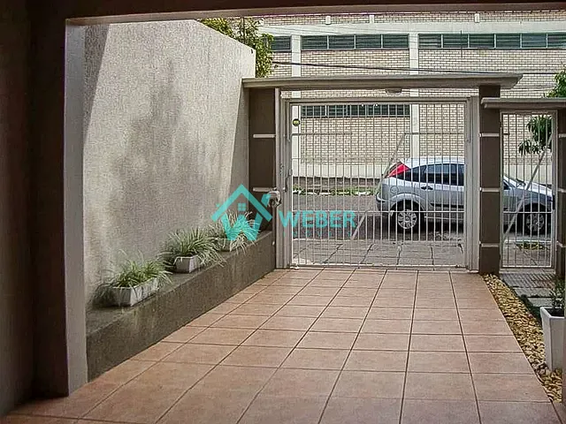 Casa 3 quartos e 2 banheiros, à venda, no bairro Rio Branco em Novo Hamburgo