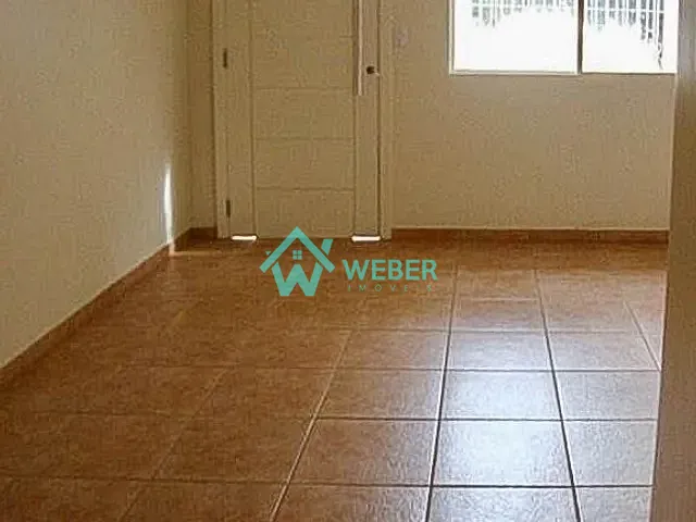 Casa 3 quartos e 2 banheiros, à venda, no bairro Rio Branco em Novo Hamburgo