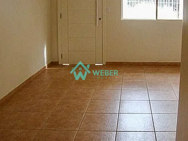 Casa 3 quartos e 2 banheiros, à venda, no bairro Rio Branco em Novo Hamburgo