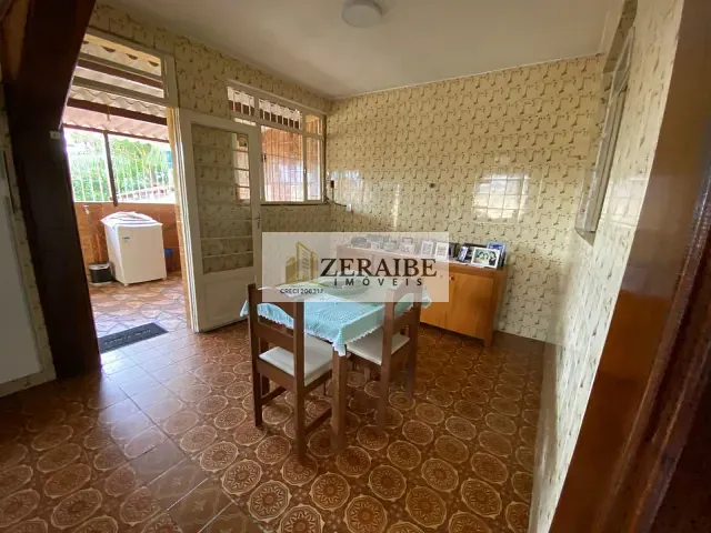 Casa com 400m² 3 quartos e 1 banheiro, à venda, no bairro cidade Soberana em Guarulhos