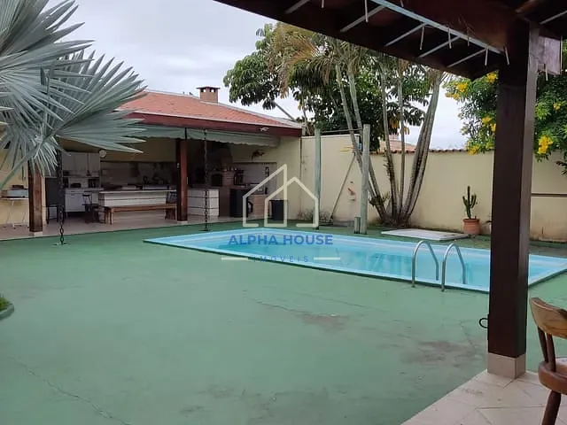 Casa com 675m² 4 quartos e 5 banheiros, à venda, no bairro Jardim Residencial Doutor Lessa em Pindamonhangaba
