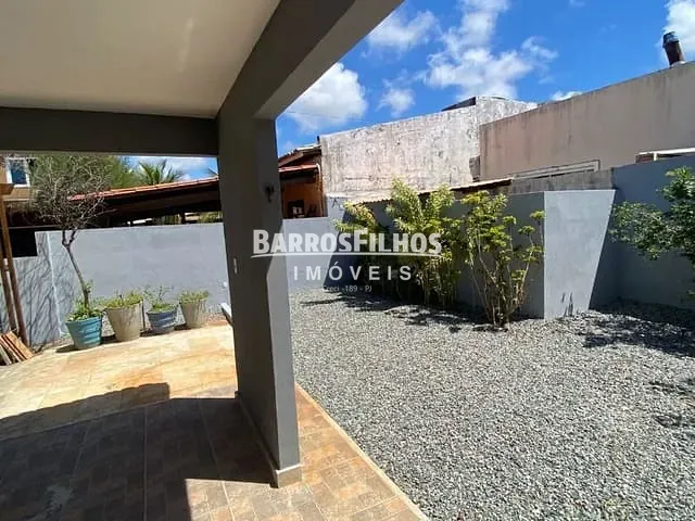 Casa com 130m² 2 quartos e 3 banheiros, à venda, no bairro Aruana em Aracaju