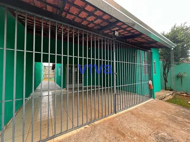Casa com 300m² 3 quartos e 2 banheiros, à venda, no bairro American Park em Aparecida de Goiânia