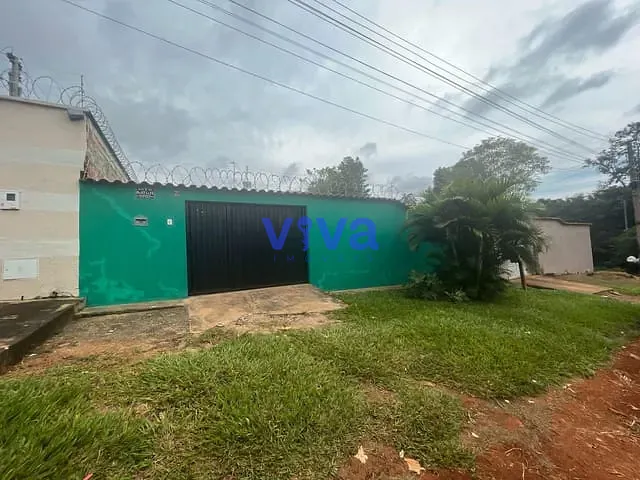 Casa com 300m² 3 quartos e 2 banheiros, à venda, no bairro American Park em Aparecida de Goiânia