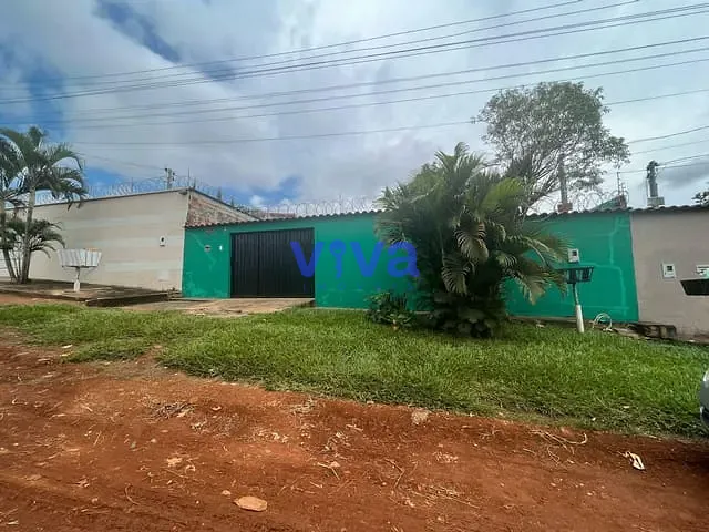 Casa com 300m² 3 quartos e 2 banheiros, à venda, no bairro American Park em Aparecida de Goiânia