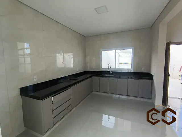 Casa 3 quartos e 2 banheiros, à venda, no bairro Jardim Bom Sucesso em Indaiatuba