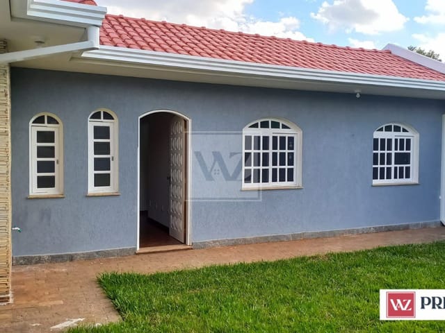 Casa 2 quartos e 2 banheiros, à venda, no bairro Jardim Carvalho em Ponta Grossa