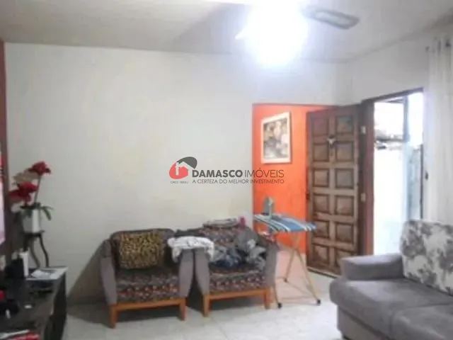 Casa com 260m² 3 quartos e 1 banheiro, à venda, no bairro Vila Palmares em Santo André