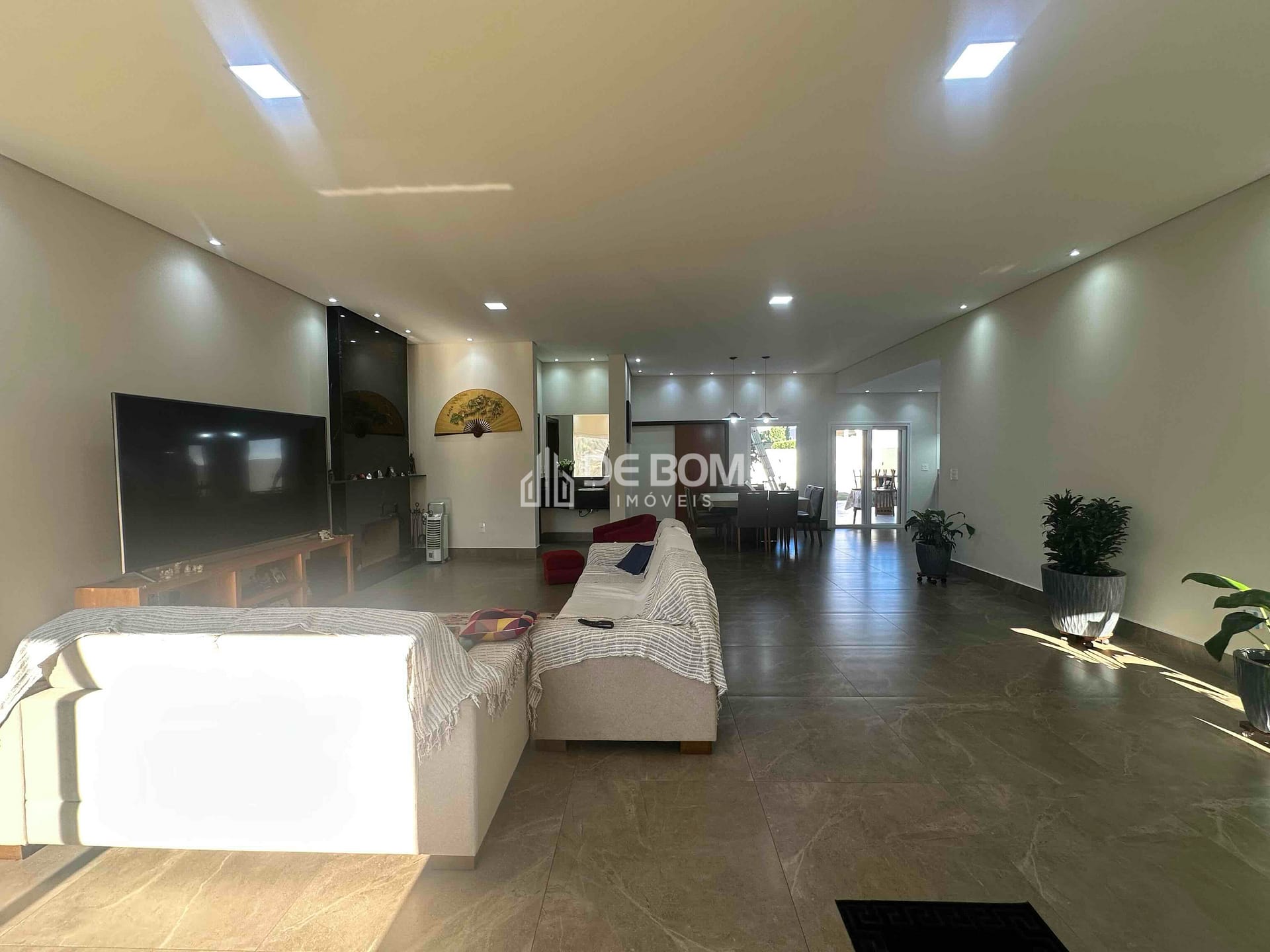 Casa à venda com 4 quartos, 826m² - Foto 11