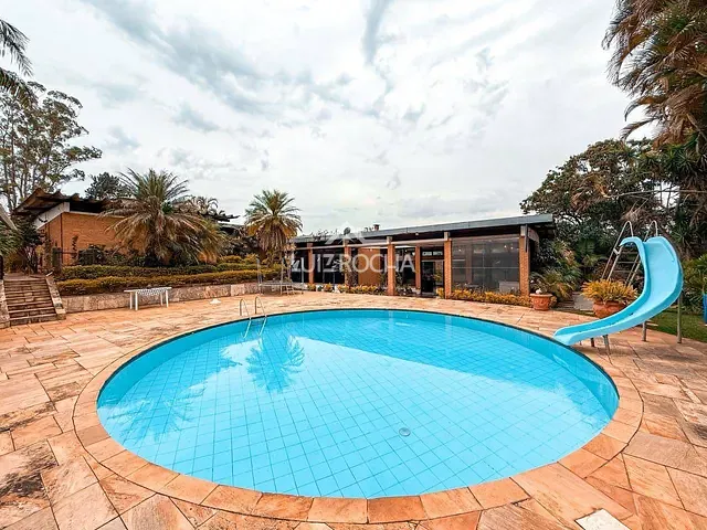 Casa com 2781m² 4 quartos e 4 banheiros, à venda, no bairro Jardim Mediterrâneo em Cotia