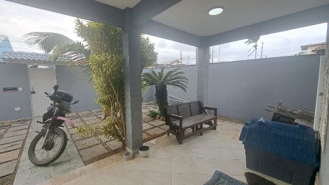 Casa com 351m² 3 quartos e 7 banheiros, à venda, no bairro Piratininga em Niterói