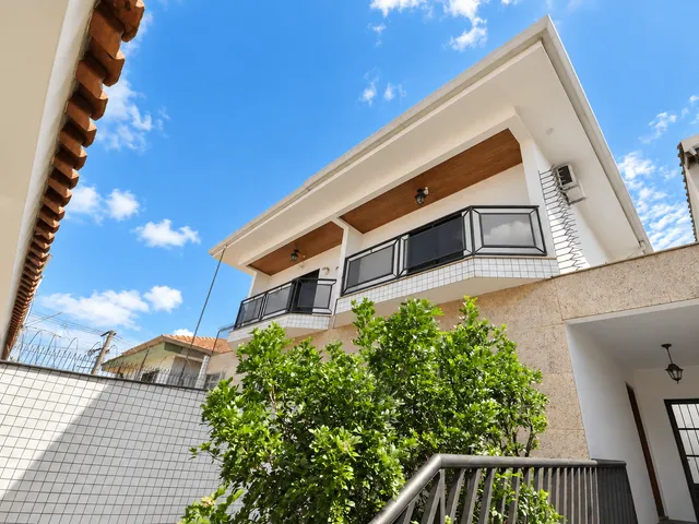 Casa 5 quartos e 6 banheiros, à venda, no bairro Vila Santa Terezinha (Zona Norte) em São Paulo