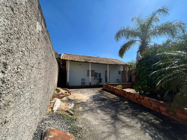Casa com 200m² 1 quarto e 1 banheiro, à venda, no bairro Santa Clara em Campinas