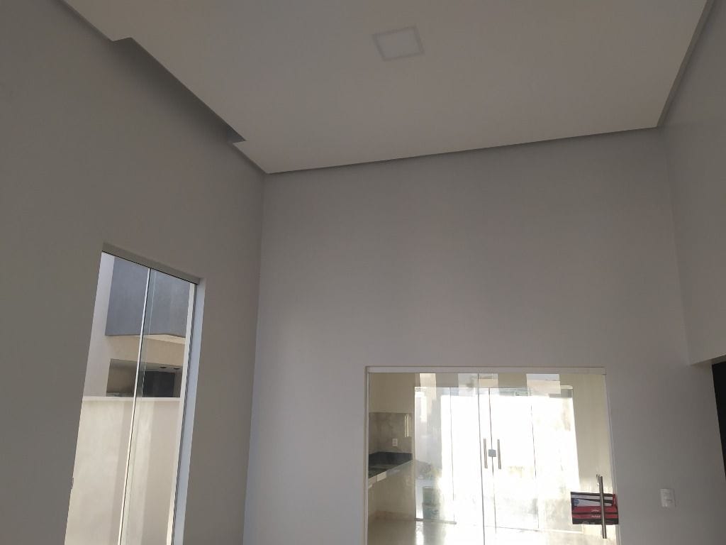 Casa à venda com 3 quartos, 162m² - Foto 2