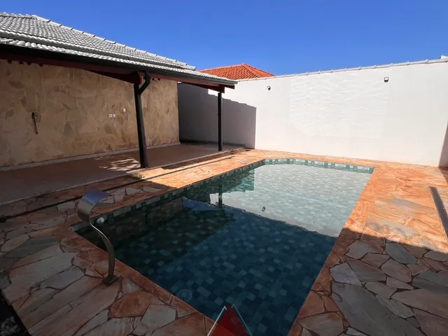Casa com 300m² 4 quartos e 4 banheiros, à venda, no bairro São Joaquim em Franca