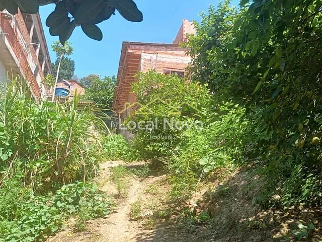 Casa com 200m² 1 quarto e 1 banheiro, à venda, no bairro Parque Primavera em Guarulhos