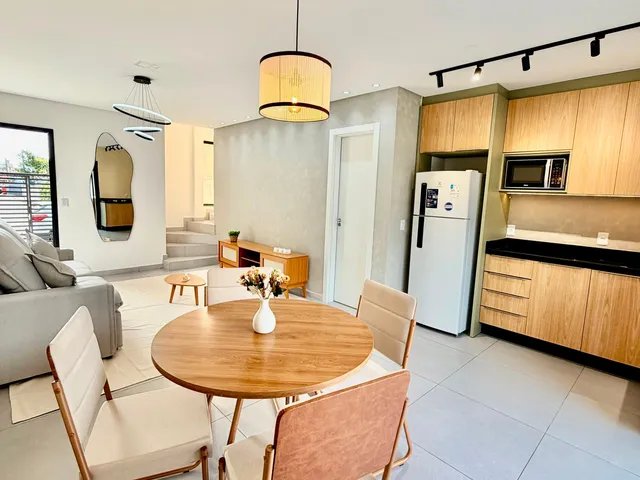 Casa 2 quartos e 3 banheiros, à venda, no bairro Ingleses do Rio Vermelho em Florianópolis