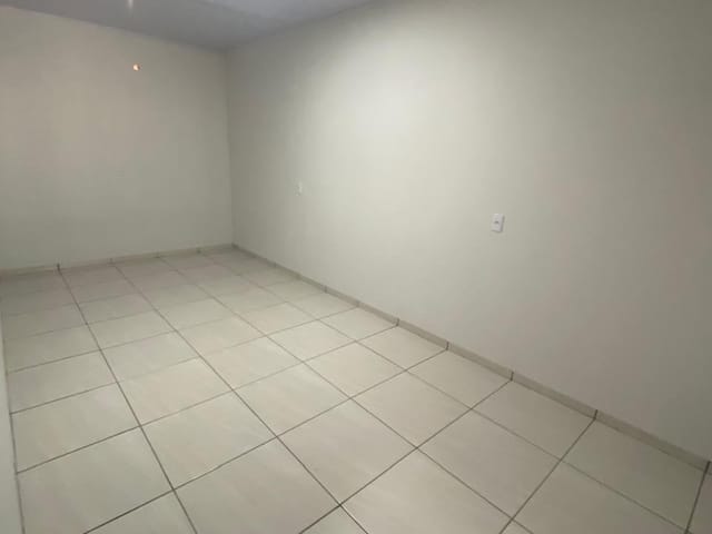 Casa com 250m² 2 quartos e 1 banheiro, à venda, no bairro Jardim das Oliveiras em Sinop