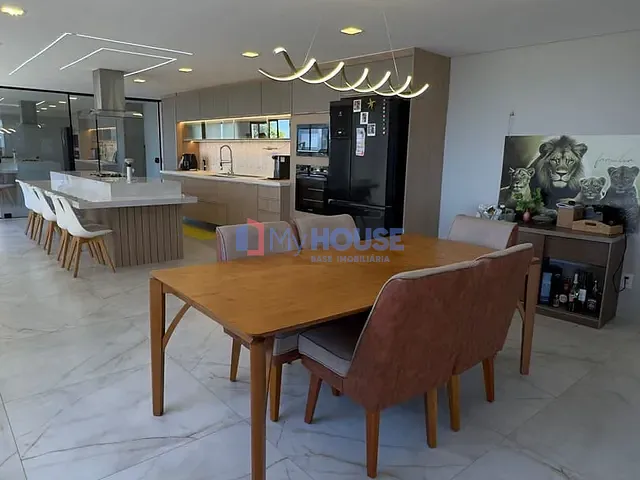 Casa com 450m² 3 quartos e 3 banheiros, à venda, no bairro Nossa Senhora da Vitória em Ilhéus