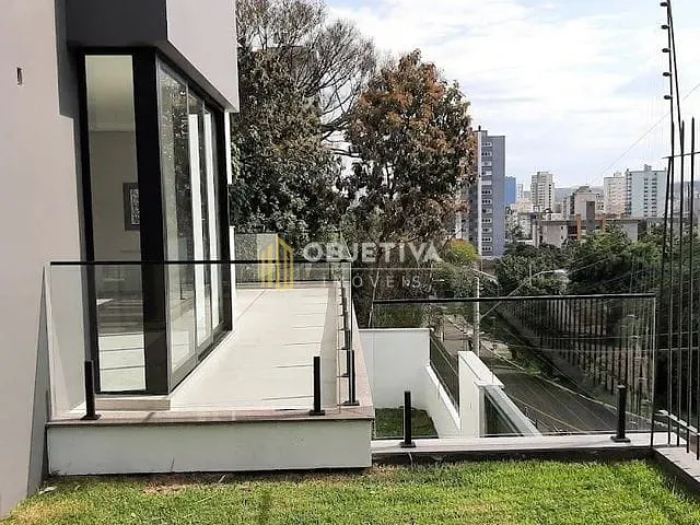 Casa com 232m² 3 quartos e 3 banheiros, à venda, no bairro Ideal em Novo Hamburgo