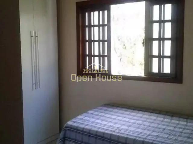 Casa 2 quartos e 2 banheiros, à venda, no bairro Santa Rosa em Barra Mansa