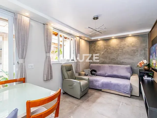 Casa com 112m² 3 quartos e 2 banheiros, à venda, no bairro Capão da Imbuia em Curitiba