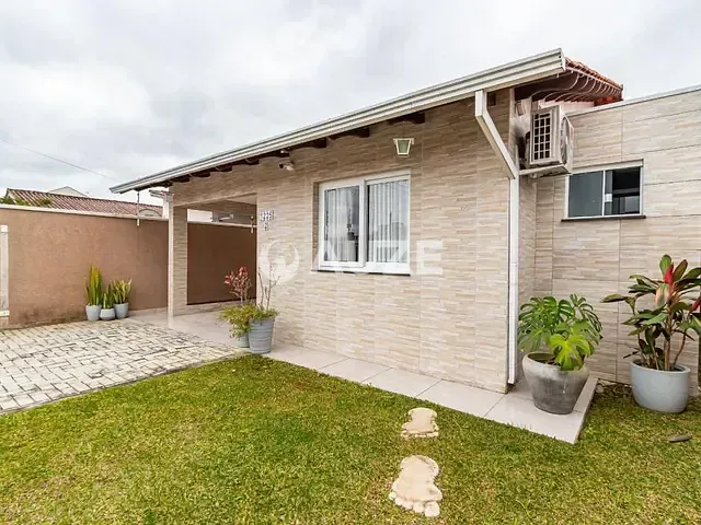 Casa com 112m² 3 quartos e 2 banheiros, à venda, no bairro Capão da Imbuia em Curitiba