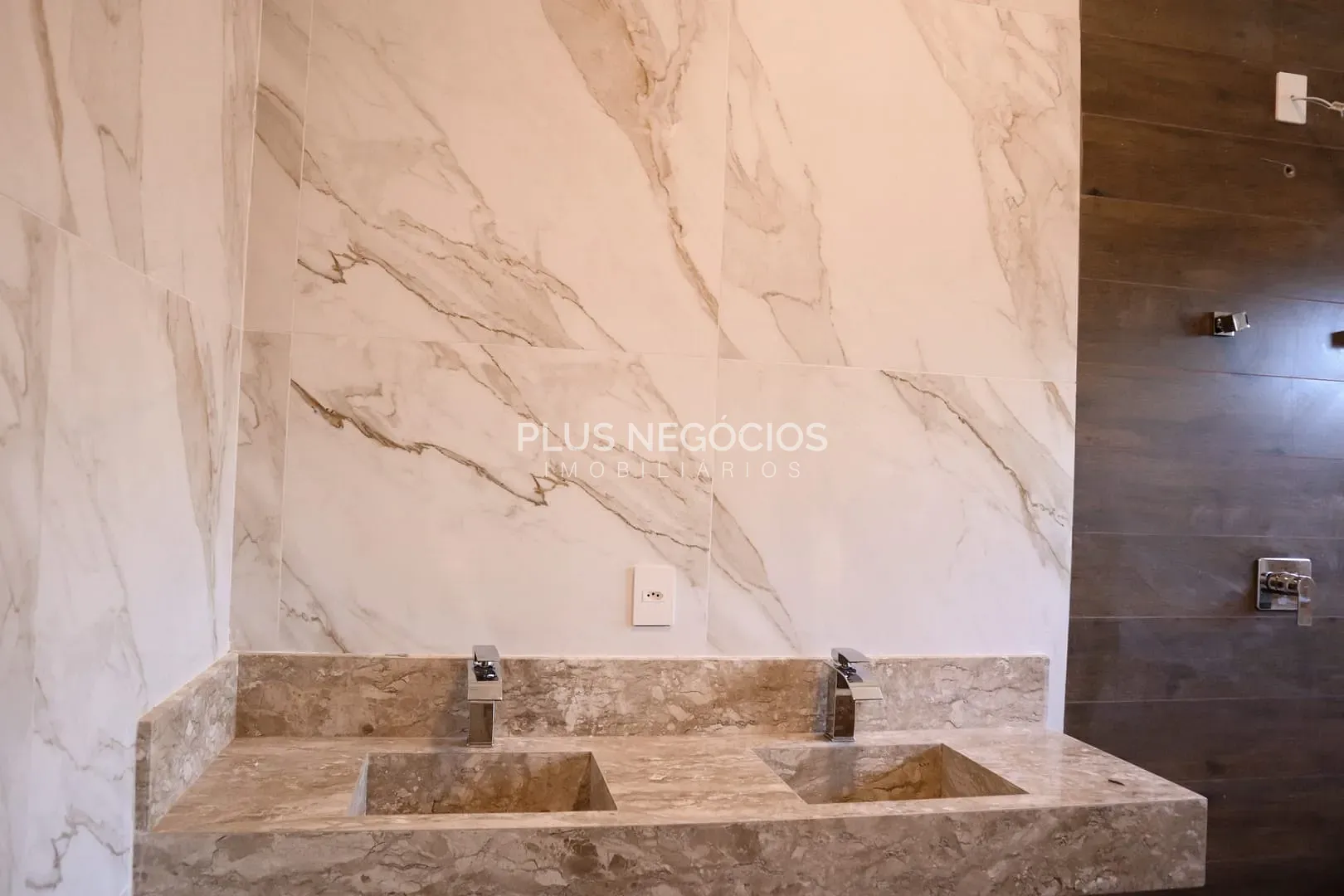 Casa, 3 quartos, 223 m² - Foto 15