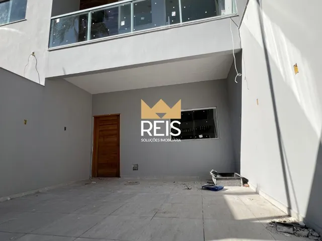 Casa 2 quartos e 1 banheiro, à venda, no bairro Campo Grande em Rio de Janeiro