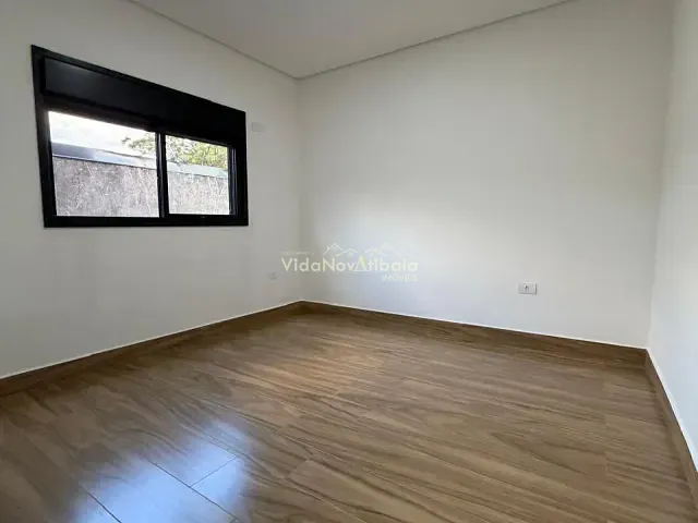 Casa com 125m² 2 quartos e 1 banheiro, à venda, no bairro Jardim Santo Antônio em Atibaia