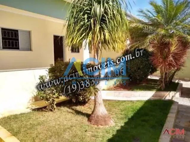 Casa com 429m² 2 quartos e 1 banheiro, à venda, no bairro Jardim Laranjeiras em Jaguariúna