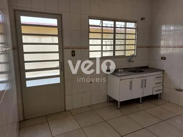 Casa com 125m² 2 quartos e 1 banheiro, à venda, no bairro Parque Arco Íris em Taubaté
