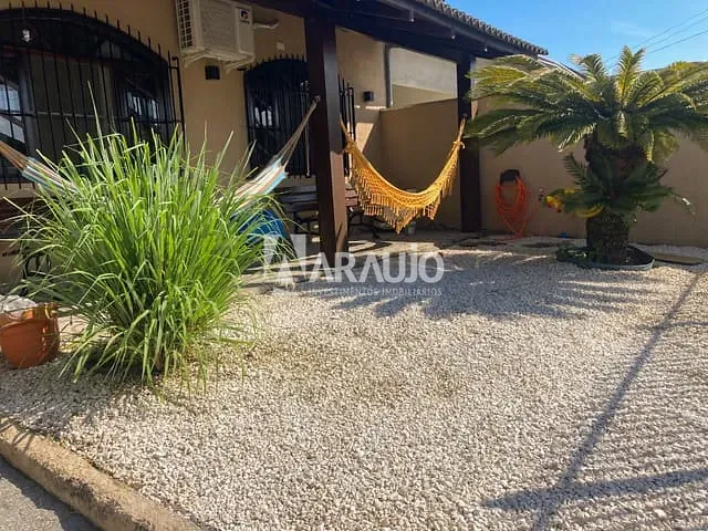 Casa com 250m² 3 quartos e 2 banheiros, à venda, no bairro Cordeiros em Itajaí