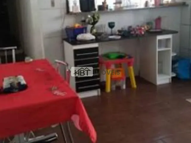 Casa 2 quartos e 1 banheiro, à venda, no bairro Vila Serrão em Bauru