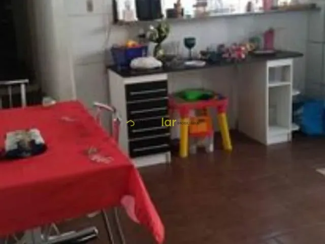 Casa 2 quartos e 1 banheiro, à venda, no bairro Vila Serrão em Bauru