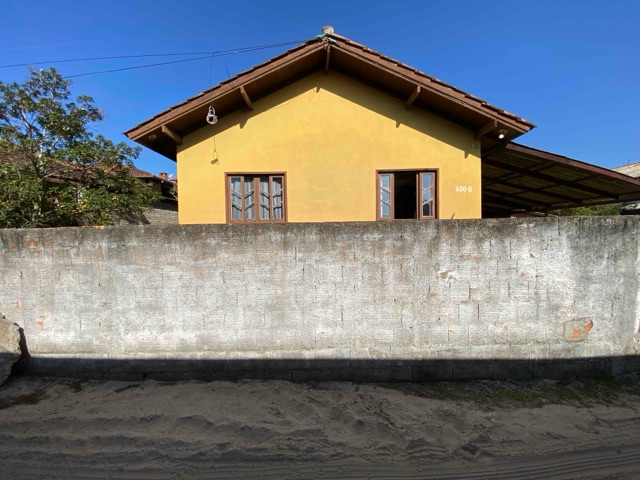 Foto do Casa - À VENDA: Casa de 02 dormitórios com quintal privativo no Campeche, Florianópolis, SC | Costão Sul Imóveis