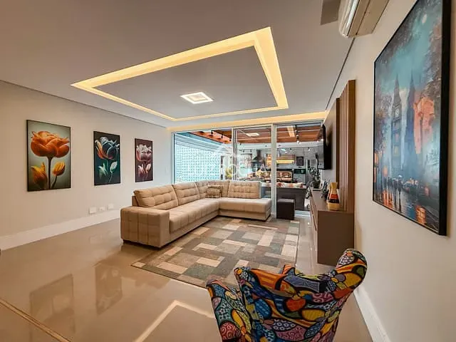 Casa com 385m² 3 quartos e 4 banheiros, à venda, no bairro São Paulo II em Cotia