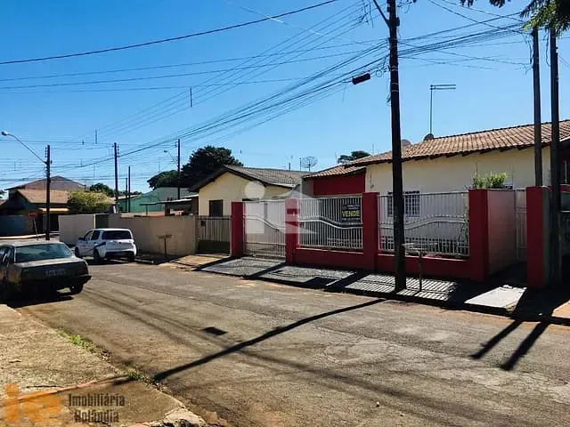 Casa com 360m² 3 quartos e 2 banheiros, à venda, no bairro Jardim Novo Horizonte em Rolândia