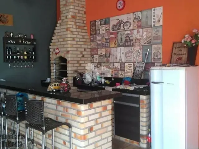 Casa com 360m² 3 quartos e 2 banheiros, à venda, no bairro Jardim Novo Horizonte em Rolândia