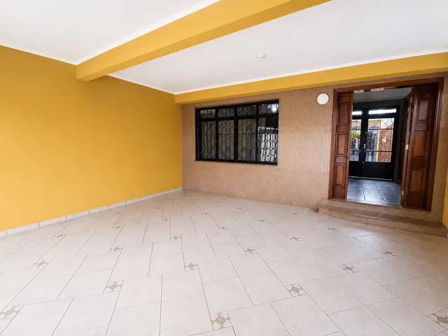 Casa 4 quartos e 3 banheiros, para alugar, no bairro Vila Nilo em São Paulo